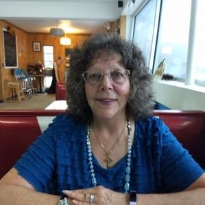 Meet your Posher, Carol